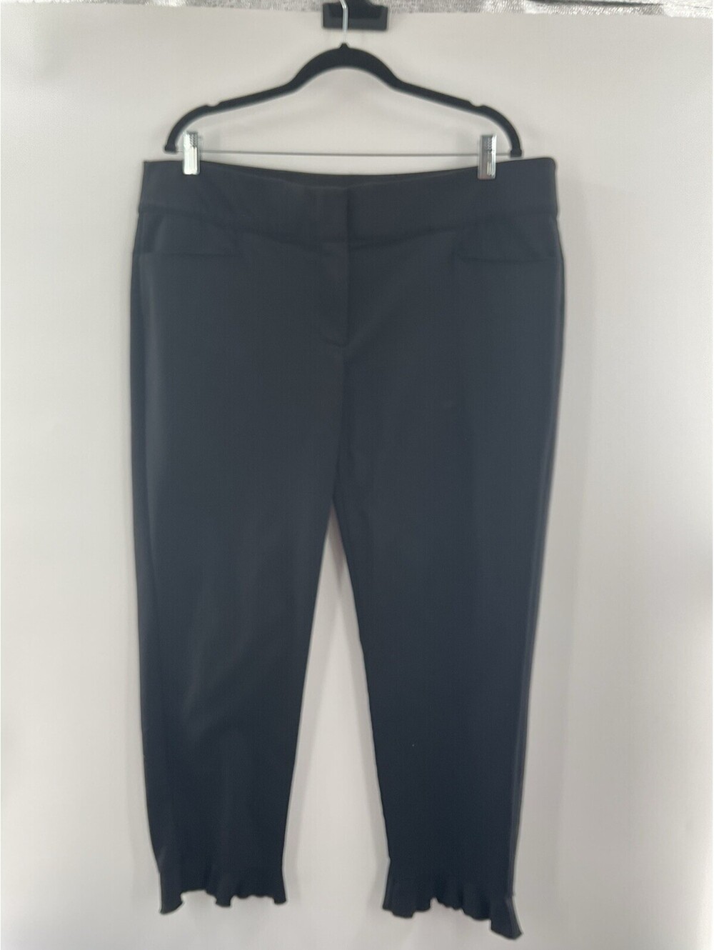 Lane Bryant the alley women’s size 18 ruffled ankle dress pants black 091